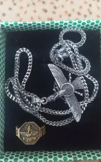 گردنبند و انگشتر