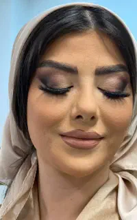 میکاپ ،شنیون ،رنگ ودکلره میکرو وخط چشم