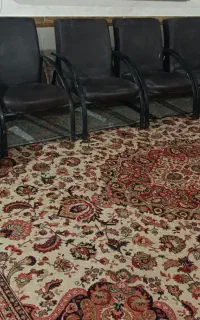 صندلی و میز اداری