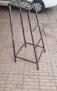 چهار پایه ( پله ) ارتفاع صد وچهارده سانتی متر