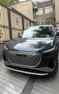 آودی Q4 مدل 2025تجارت خودرو خسروانی