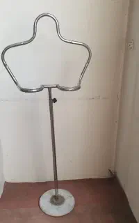 پایه نمایش لباس