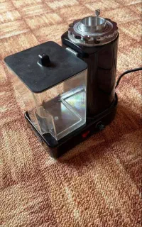 یک عدد دستگاه خرد کن