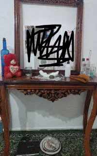 میز کنسول با قاب آینه