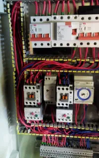 برقکار صنعتی ـتابلو برق صنعتی