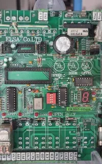 تعمیر تخصصی انواع برد های الکترونیکی باضمانت ۶ماهه