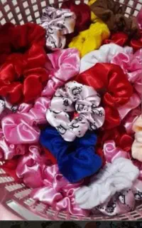 کش مو نو 100 عدد دونه 50 تومان کلی فروخته می‌شود