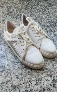 کفش اسپرت سایز 40 فقط 300