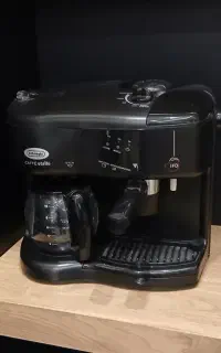 قهوه و اسپرسو ساز دلونگی سه کاره