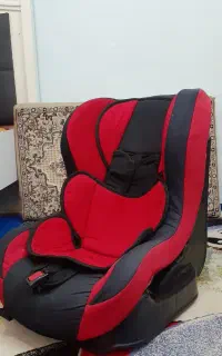 صندلی ماشین کودک و کریر