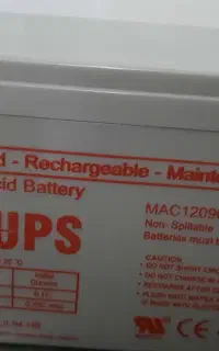 فروش ۸ عدد باتری ۹ آمپر ups مارک MAc