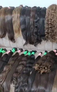 خرید و فروش مو (طبیعی و نیمه طبیعی)