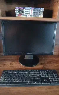 کامپیوتر i3/8gb ram/radeon 5750/128gb ssd