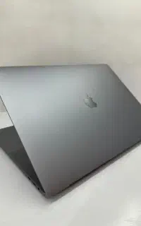 مک بوک پرو ۲۰۱۹