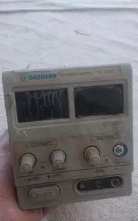 منبع تغذیه