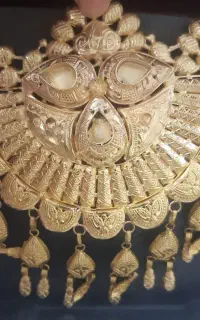 طلا فروشی دارم