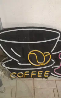 تابلو نعون