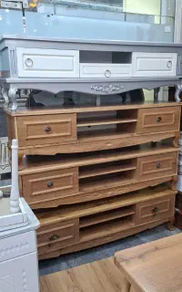 حراجی میز تی وی ۱۶۰ تمام ام دی اف ۱۳ میلیون