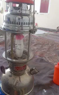 چراغ زنبوری