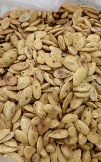 تخمه کدو دو آتیشه