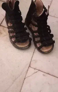 کفش بچه گانه