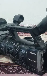 دوربین فیلمبرداری حرفه ای