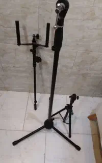 پایه میکروفن ایستاده