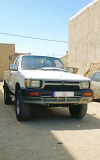 تویوتا هایلوکس 1992