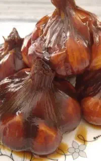 سیر ترشی ۷ ساله واقعی و آبغوره کاملا طبیعی