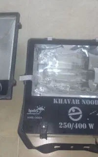 پروژکتور بزرگ