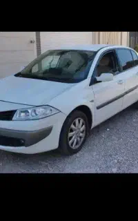 مگان ۲۰۰۰ اتومات