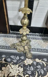 میزکنار سالنی