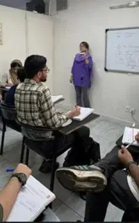 تدریس زبان با نازلترین قیمت در زبانکده
