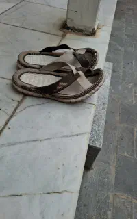دمپایی زندان بافت