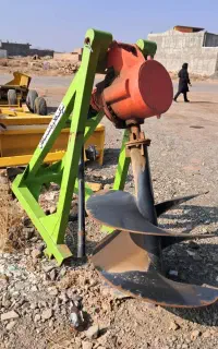 مته چاله زنی تراکتوری جک دار
