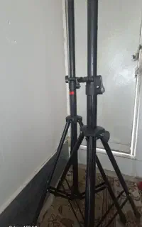 پایه بلندگو