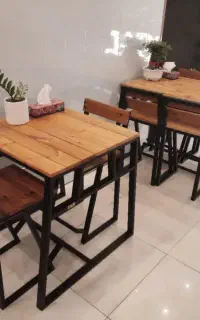 میز و صندلی