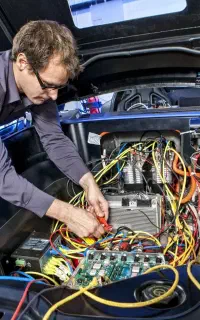 برقکار و تنظیم موتور سیار