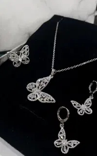ست نیم ست پروانه نگینی انگشتر گردنبند گوشواره