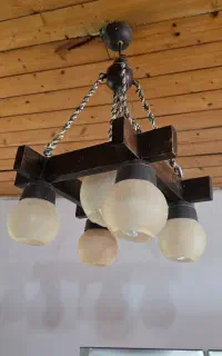 لوستر چوبی