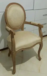 صندلی میزبان کاملا نو/قیمت توافقی