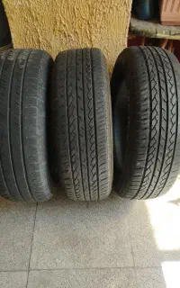 سه عدد لاستیک بارز سایز ۱۸۵