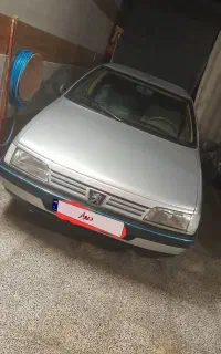 پژو ۴۰۵ نقره ای