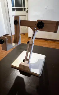 پایه نگهدارنده کارگاه گلدوزی
