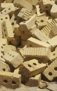 سفت کاری و آجر کاری ساختمان