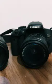 دوربین کنون 750d با لنز ۱۸-۵۵