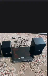 یک دستگاه دی وی دی سالم و کم کار کرده