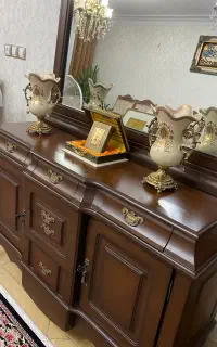 کنسول با آینه در حد نو