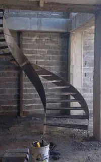 پله دوبلکس وخم
