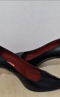 کفش پاشنه بلند